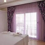 White Star Apartament *