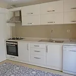 White Star Apartment