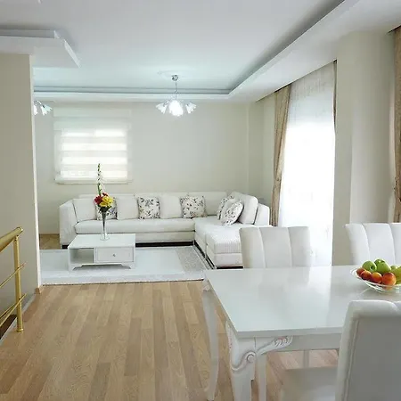 White Star アンタルヤ