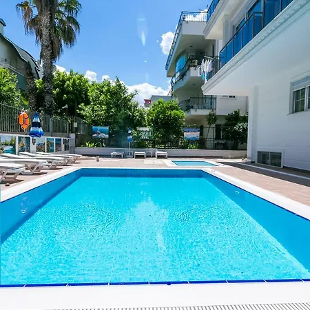 アパート White Star アンタルヤ