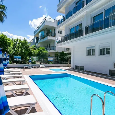 White Star アパート アンタルヤ