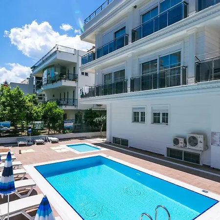 White Star アパート *