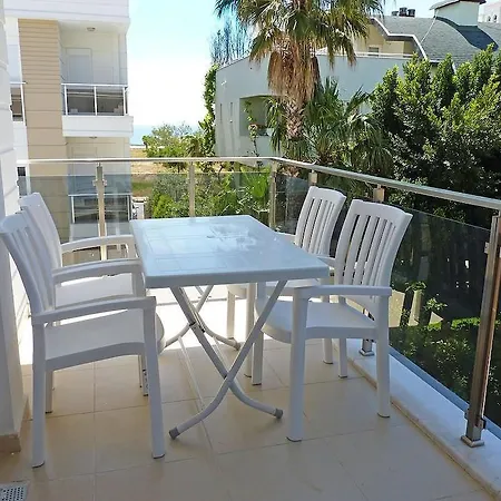 White Star Apartament *